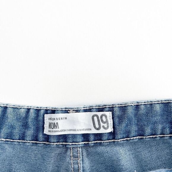 Refuge Denim Womens High Rise Distressed Ripped Raw Hem Mom Jeans Blue Sz 9 NWT - Picture 6 of 11